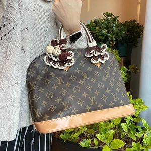 Authentic Louis Vuitton Monogram Alma PM